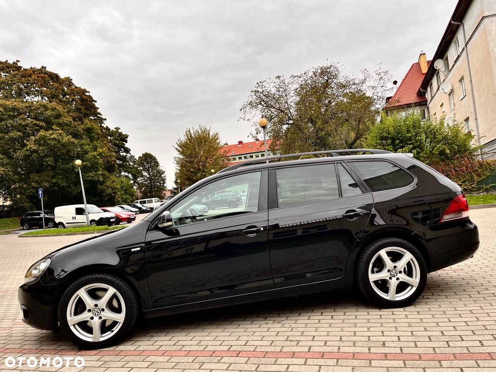 Volkswagen Golf 2.0 TDI DPF MATCH - 6