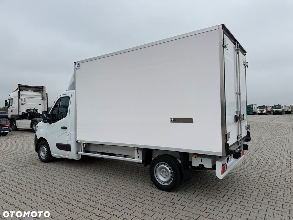 Renault MASTER 145 / CHŁODNIA / WTYKA 220V / NOWY MODEL / FRANCJI / STAN BDB / / / - 8