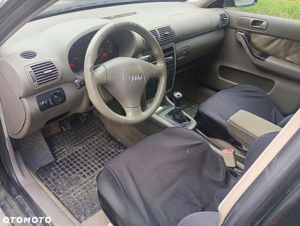 Audi A3 Sportback 1.9 TDI Ambiente - 8