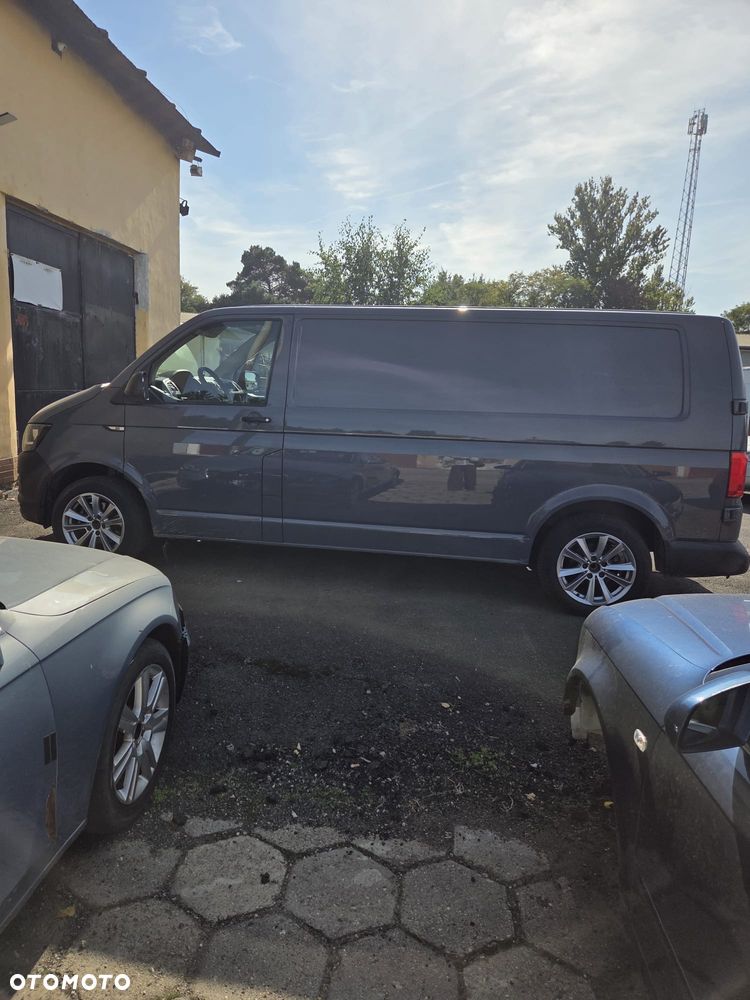 Volkswagen Transporter 2017 photo 4