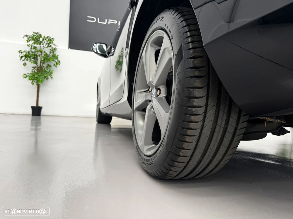 Volvo V40 2.0 D4 Momentum - 8