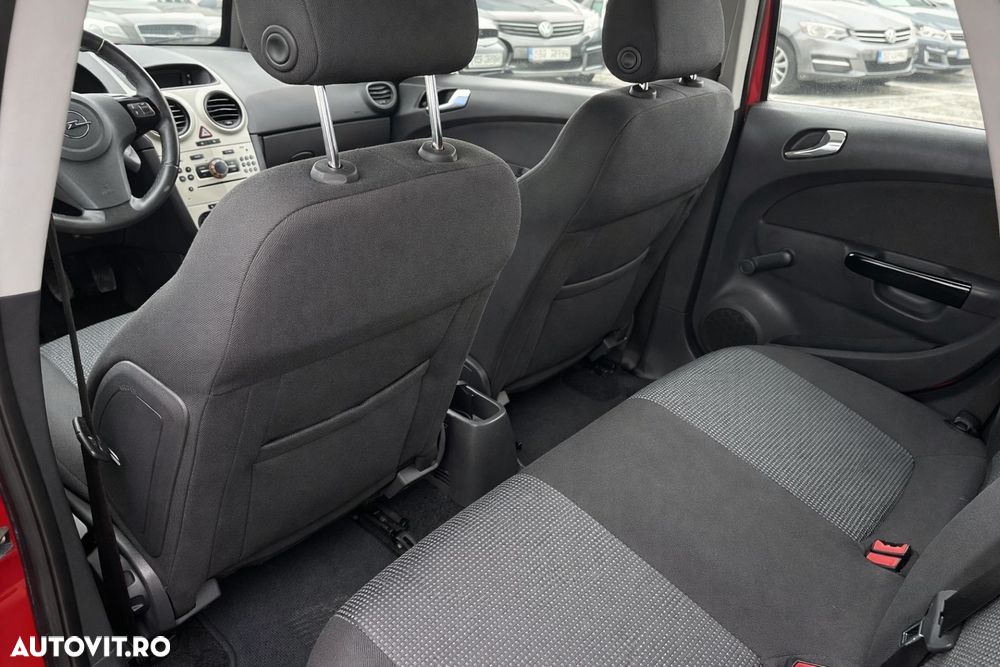 Opel Corsa 1.2 16V Enjoy - 9