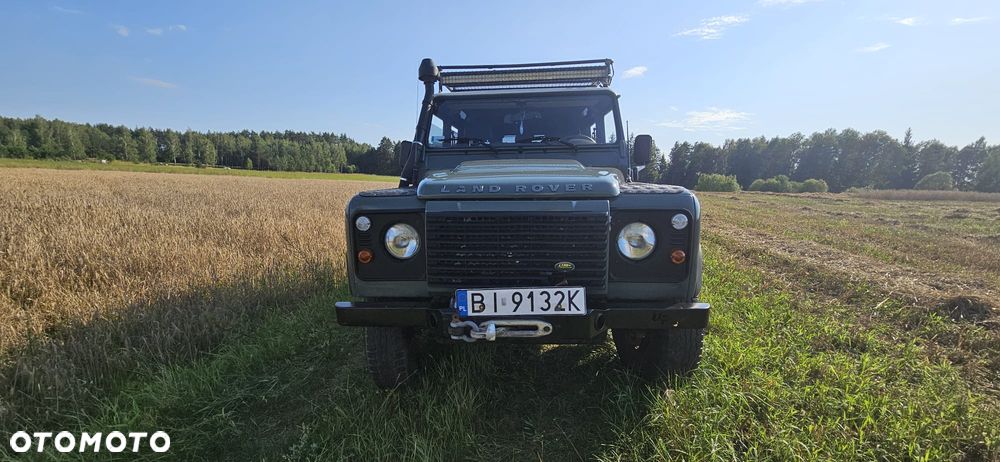 Land Rover Defender 2.4 TD4 SE - 2