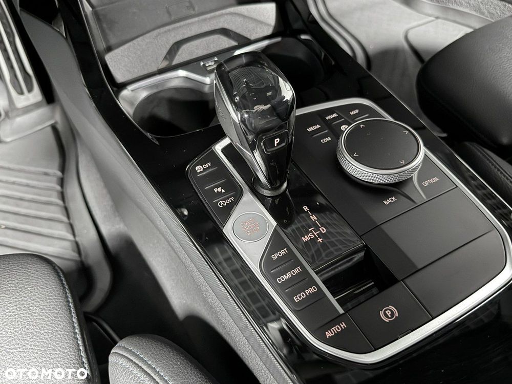 BMW Seria 1 118i M Sport - 27