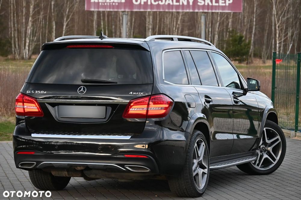 Mercedes-Benz GLS - 13