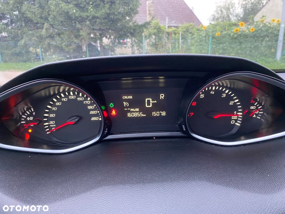 Peugeot 308 - 33