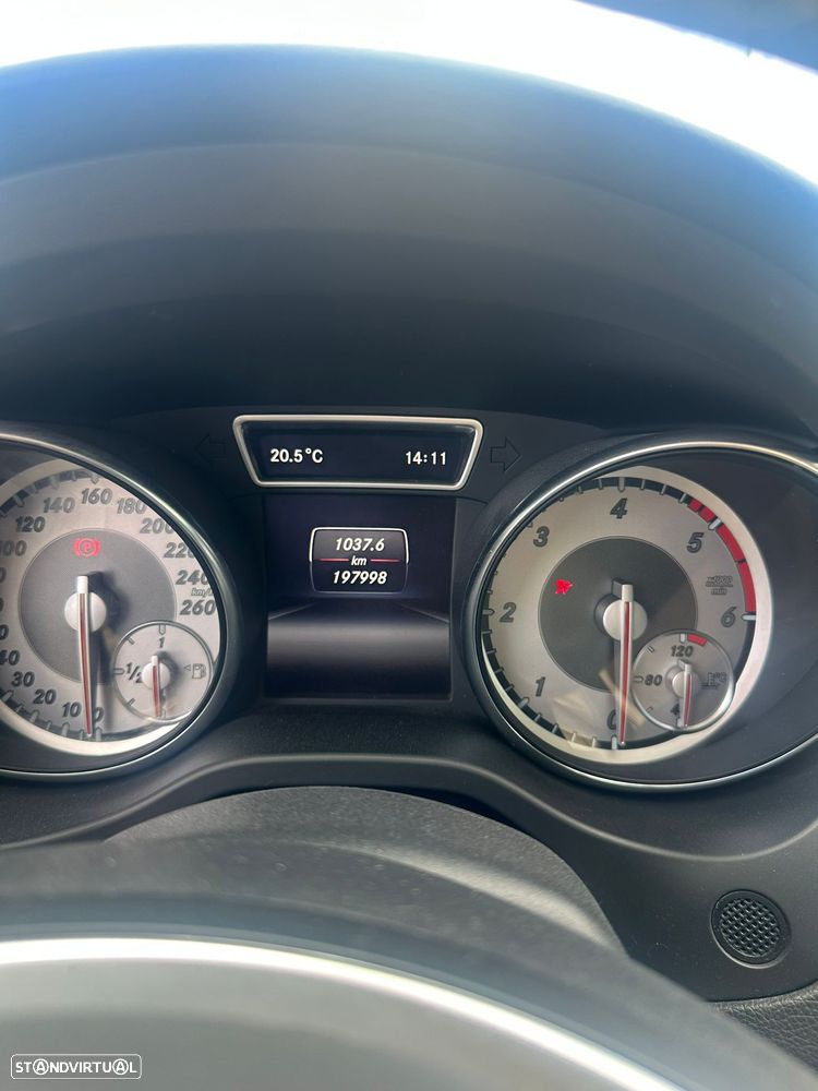 Mercedes-Benz GLA 180 CDI - 4