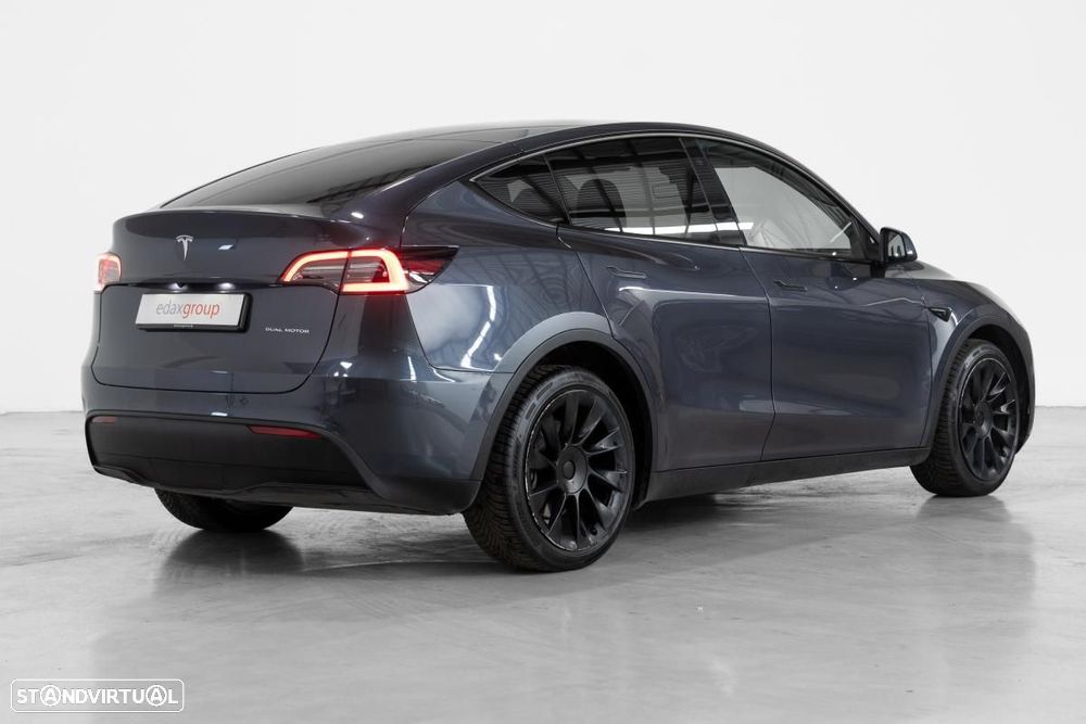 Tesla Model Y Long Range Tração Integral - 3