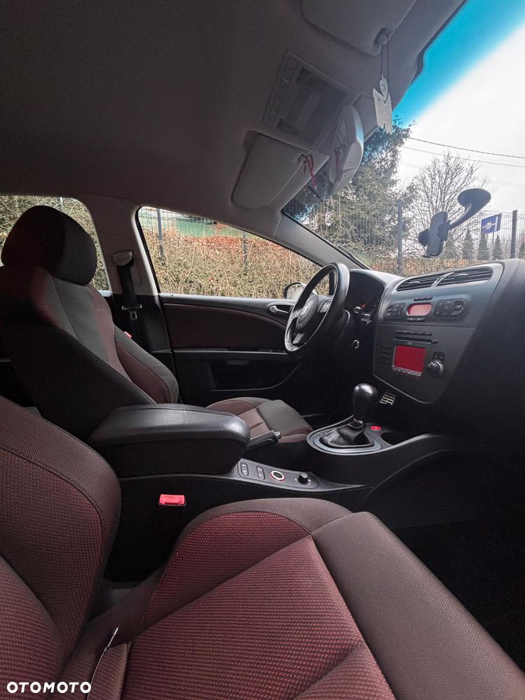 Seat Leon 2.0 TDI DSG Stylance - 26