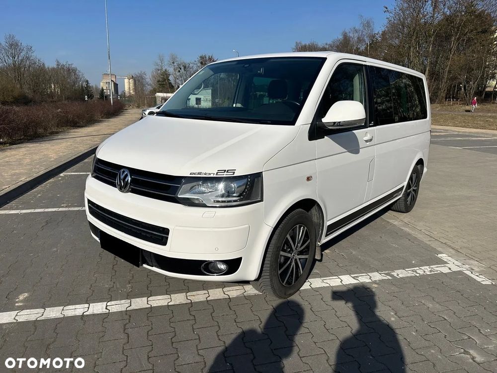 Volkswagen Multivan - 2