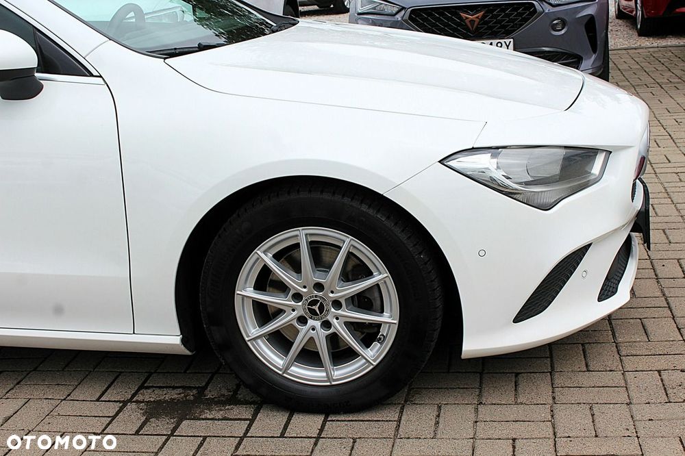 Mercedes-Benz CLA 180 d 8G-DCT - 29