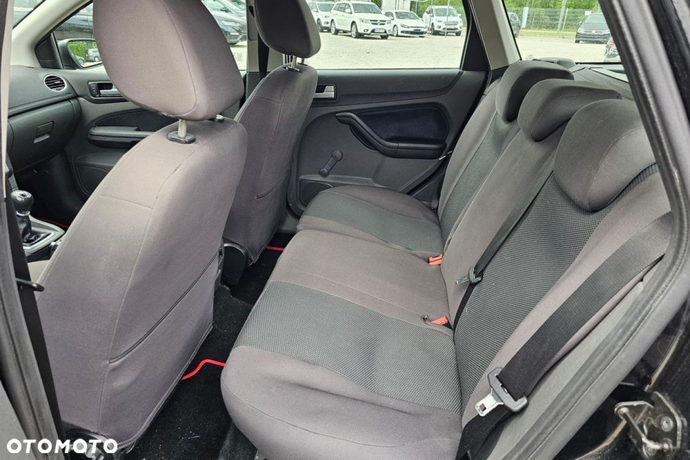 Ford Focus - 11
