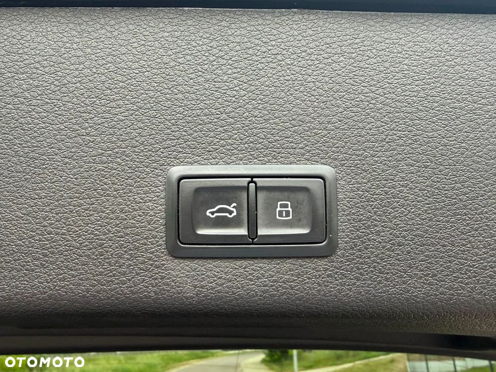 Audi e-tron 55 Quattro Advanced - 5