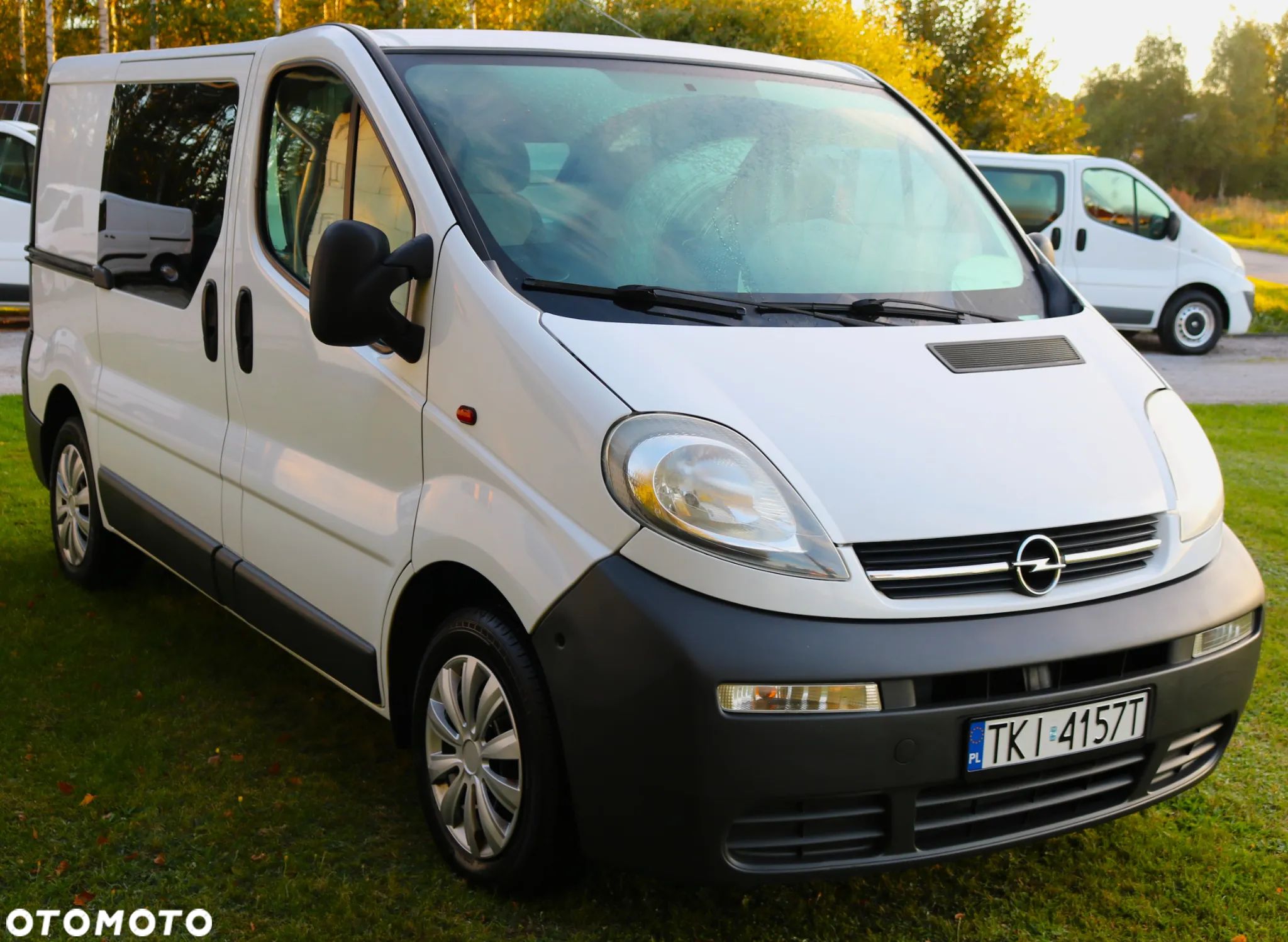 Opel Vivaro - 1