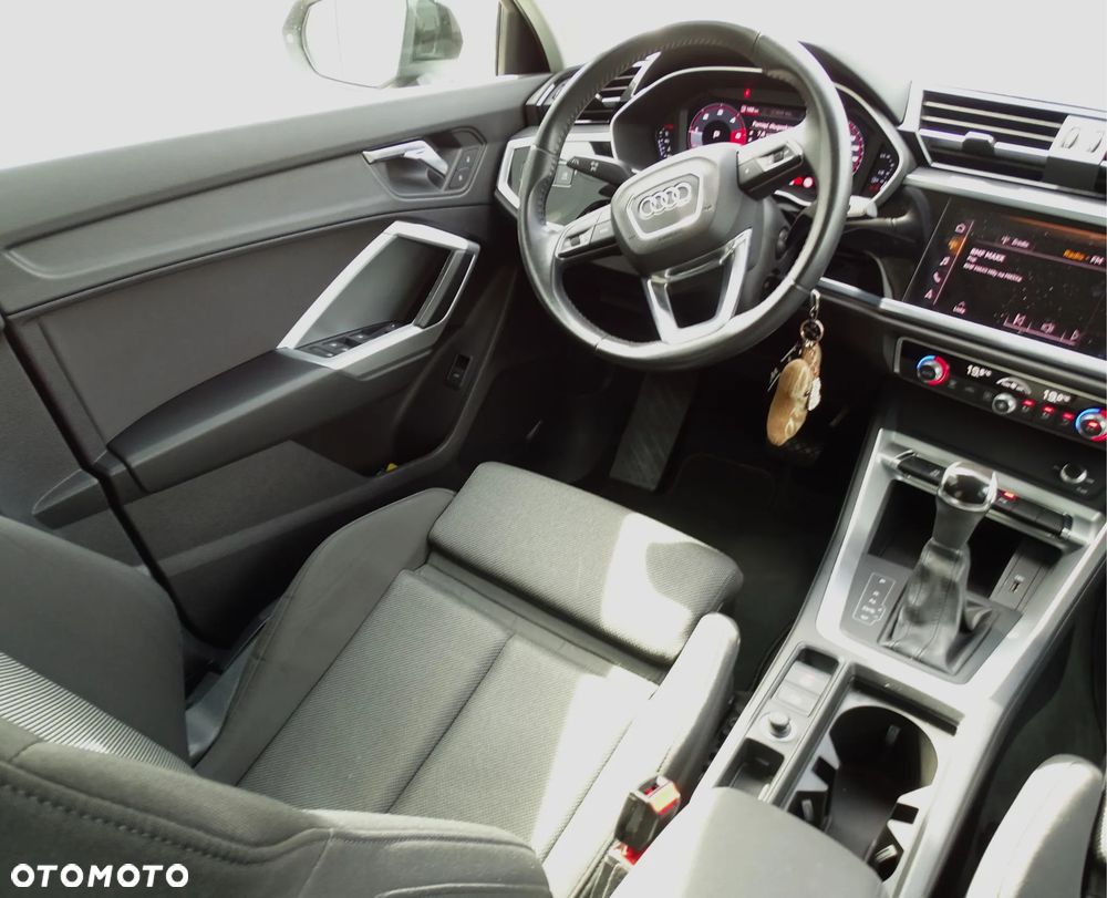 Audi Q3 2.0 TDI Sport S tronic - 25