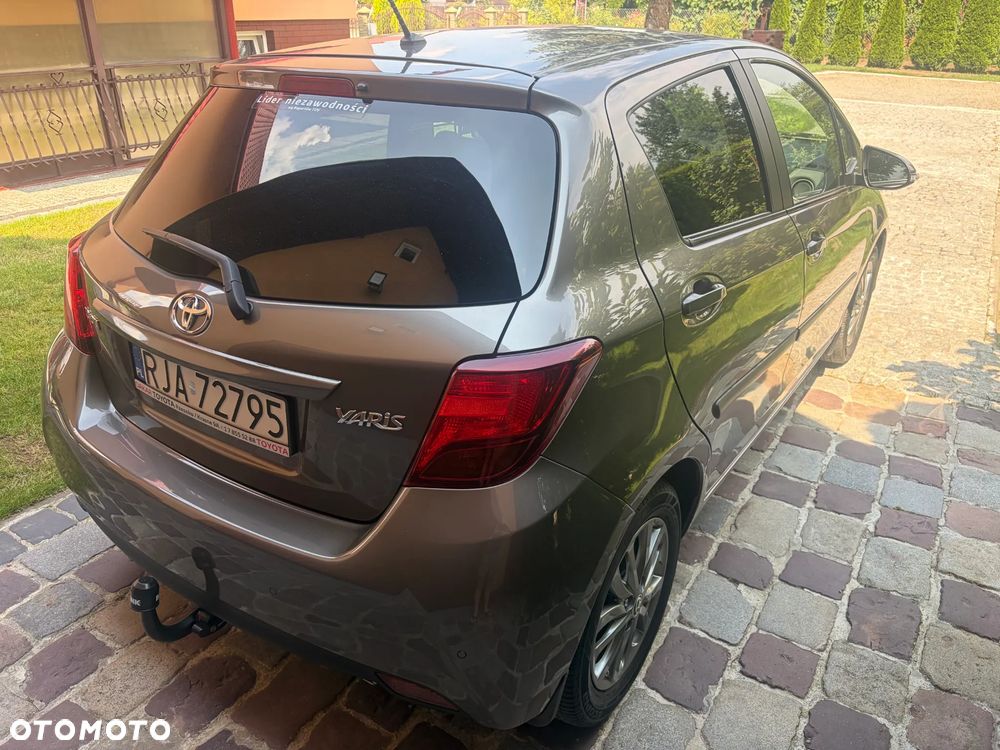 Toyota Yaris 1.33 Premium - 19