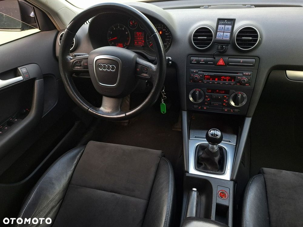 Audi A3 Sportback - 5