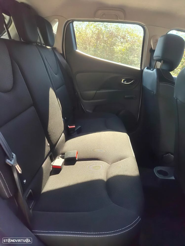 Renault Clio 1.5 dCi Confort - 10