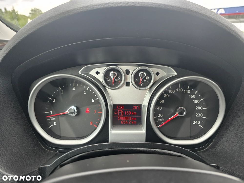 Ford Kuga 2.5 4x4 Titanium - 13