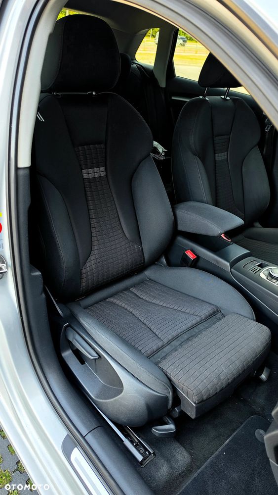 Audi A3 Sportback 2.0 TDI Ambition - 17