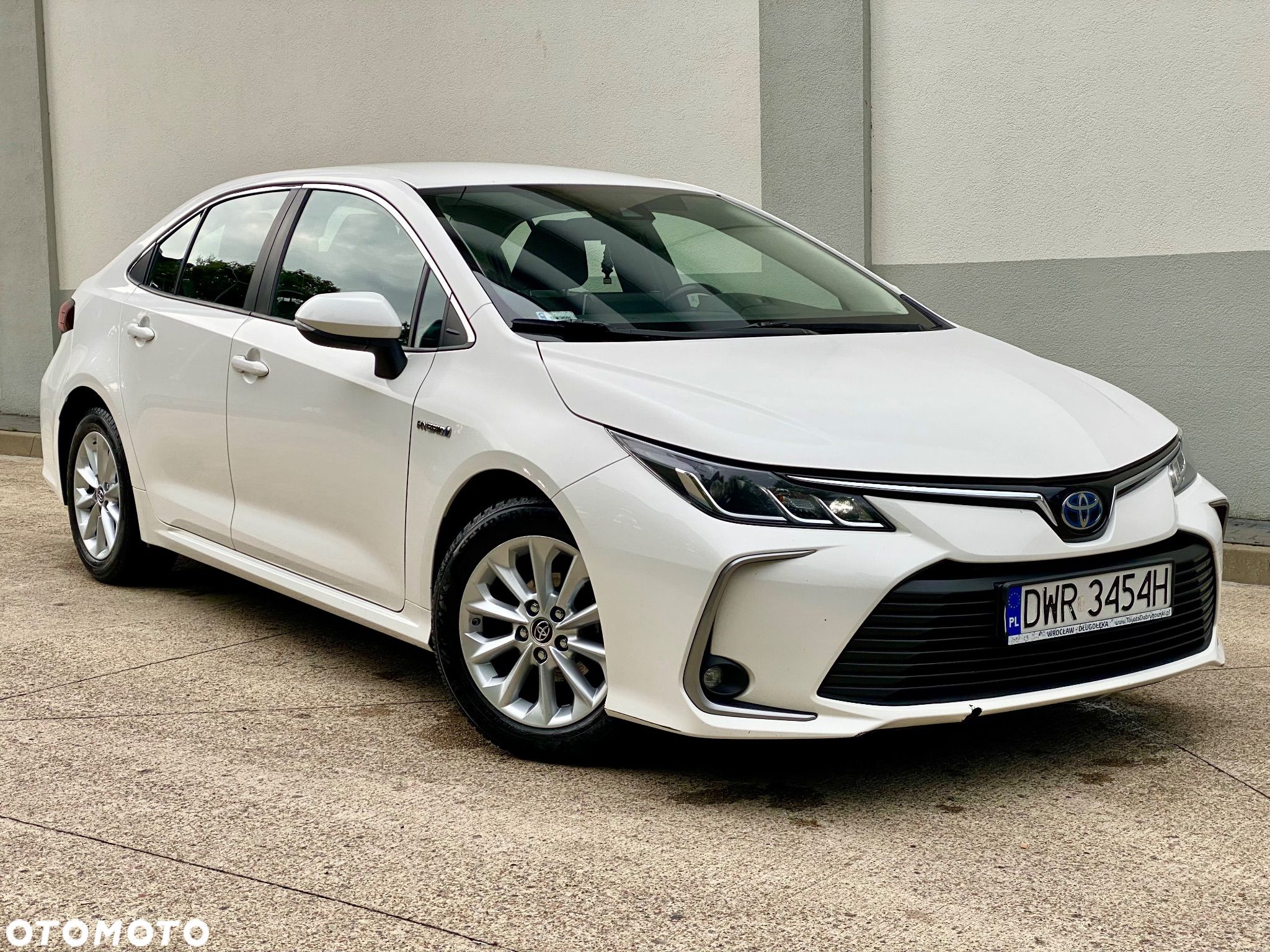 Toyota Corolla 1.8 Hybrid Comfort - 1