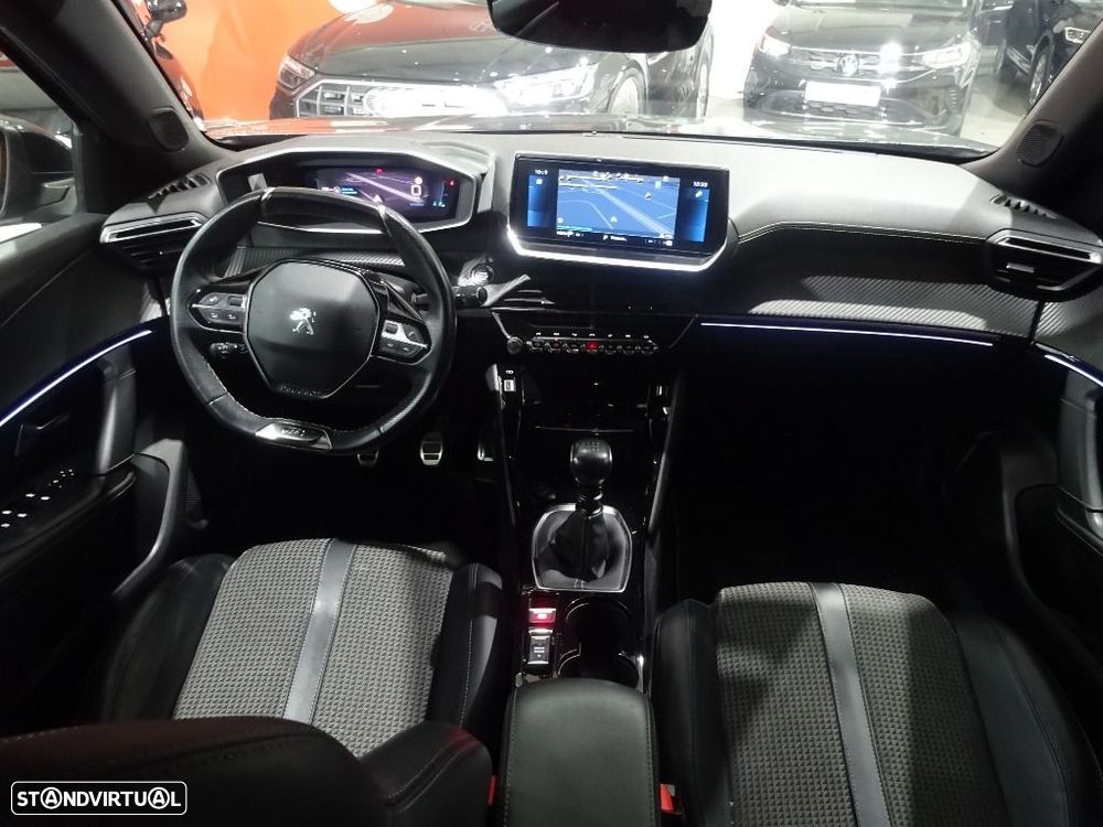 Peugeot 2008 1.5 BlueHDi GT - 27