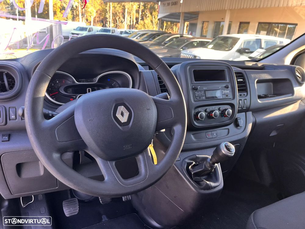 Renault TRAFIC 2.0 146cv LONGA TECTO ALTO - 9