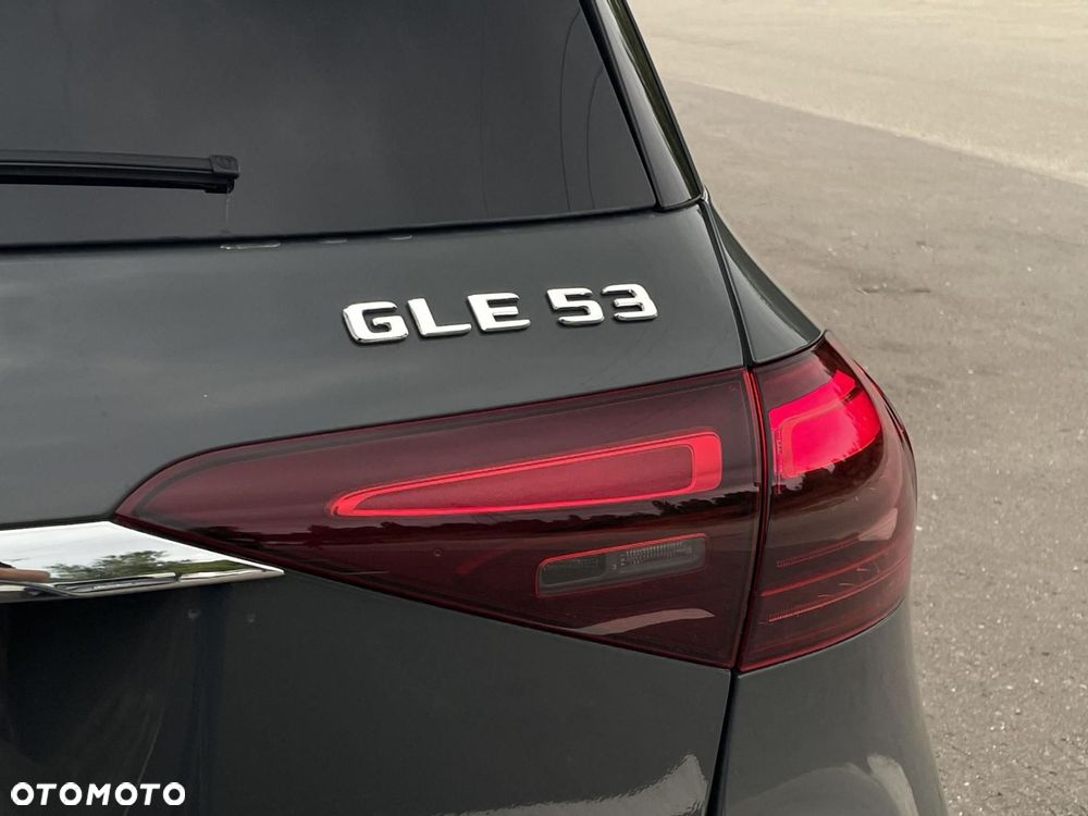 Mercedes-Benz GLE - 29
