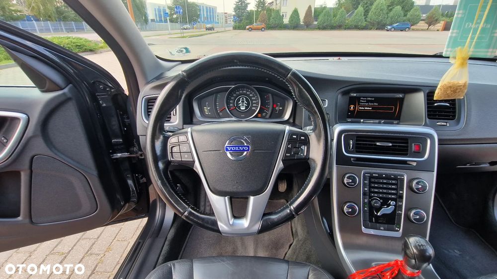 Volvo S60 D3 Momentum - 13