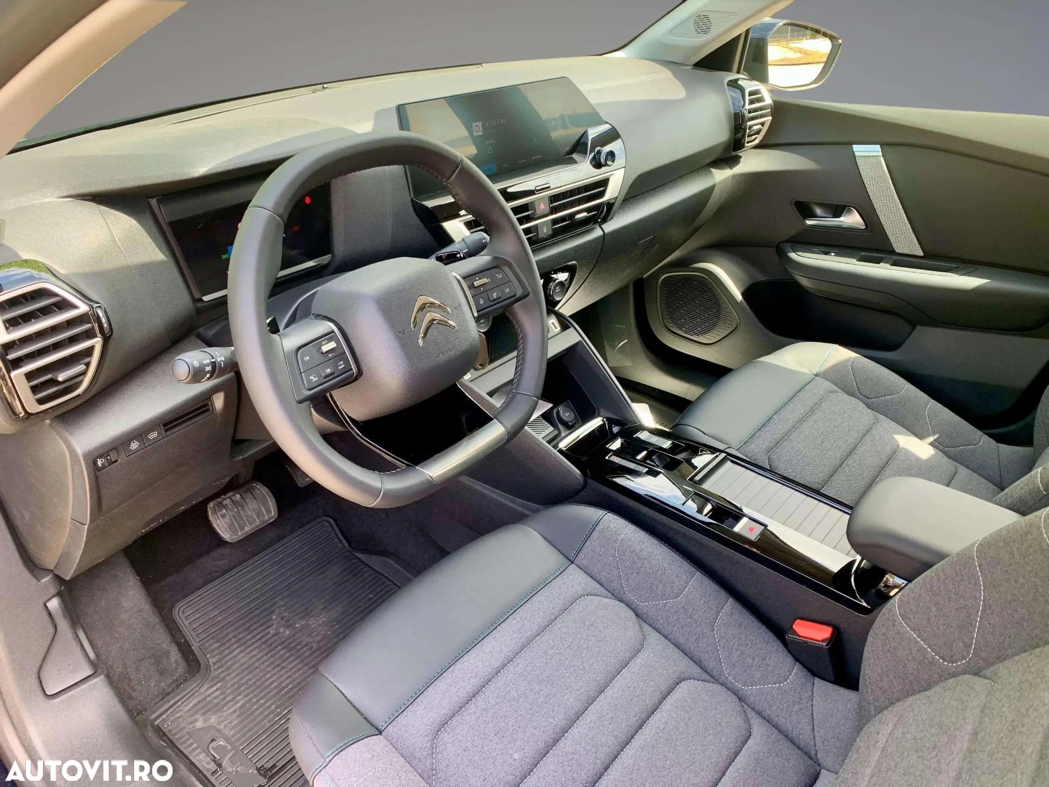 Citroën C4 1.2 136 eDCT6 MHEV PLUS - 5