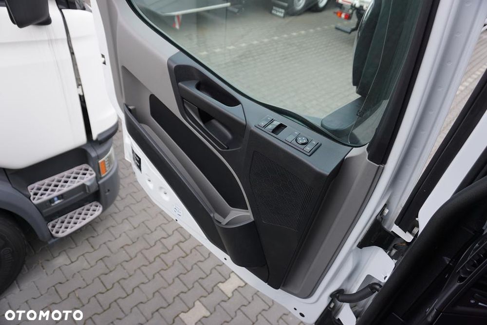 Mercedes-Benz ANTOS / 2545 / EURO 6 / CHŁODNIA + WINDA / 23 PALETY / OŚ SKRĘTNA - 21