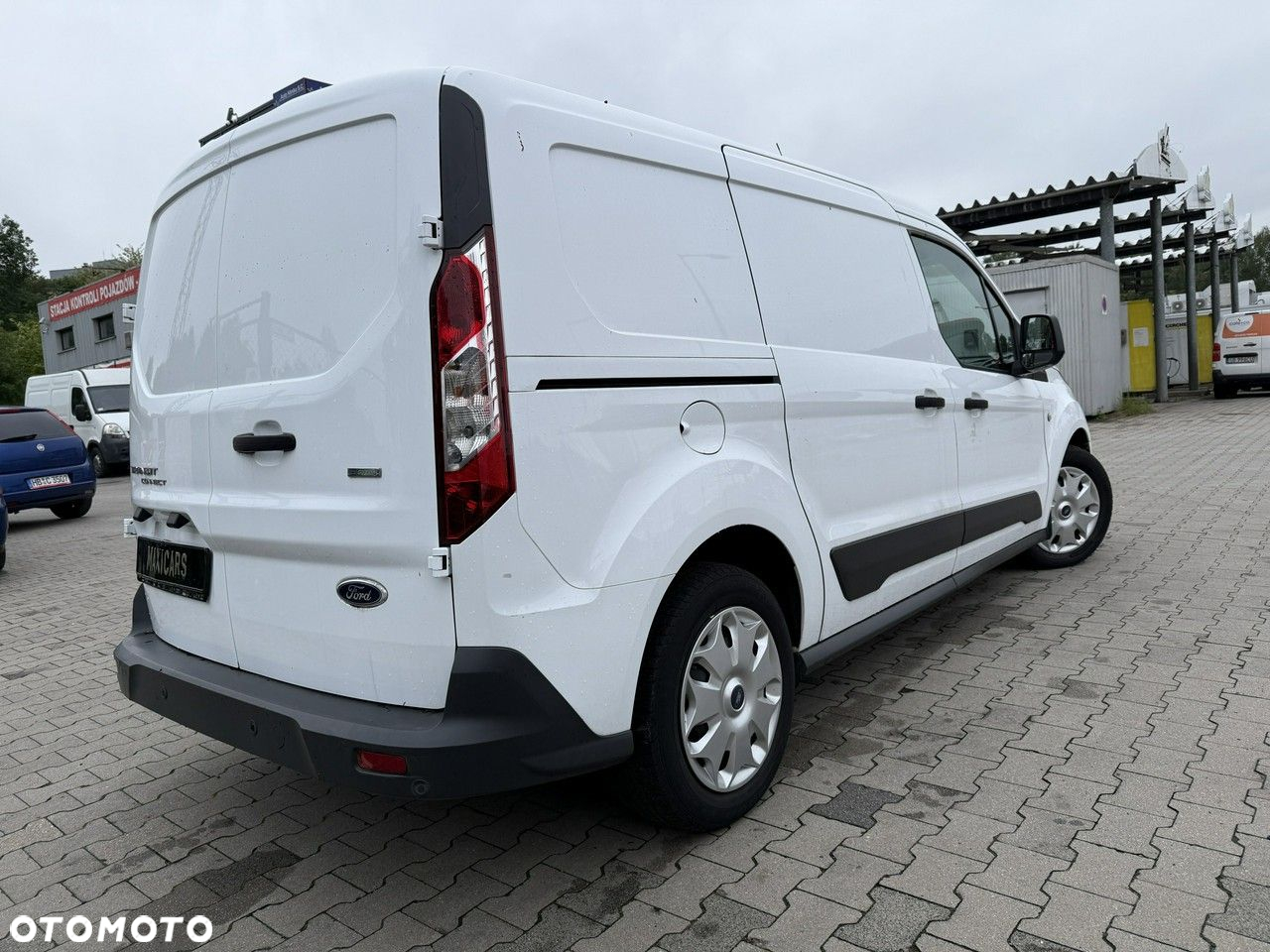 Ford Transit Connect - 10