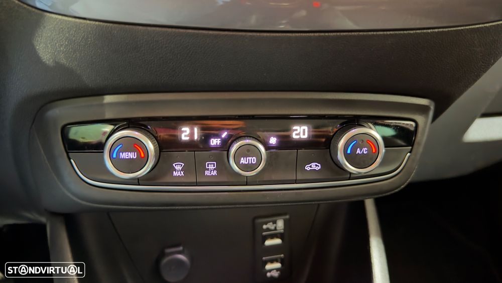 Opel Crossland X 1.2 T Edition J17 - 26