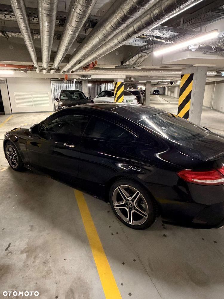 Mercedes-Benz Klasa C 300 9G-TRONIC AMG Line - 6
