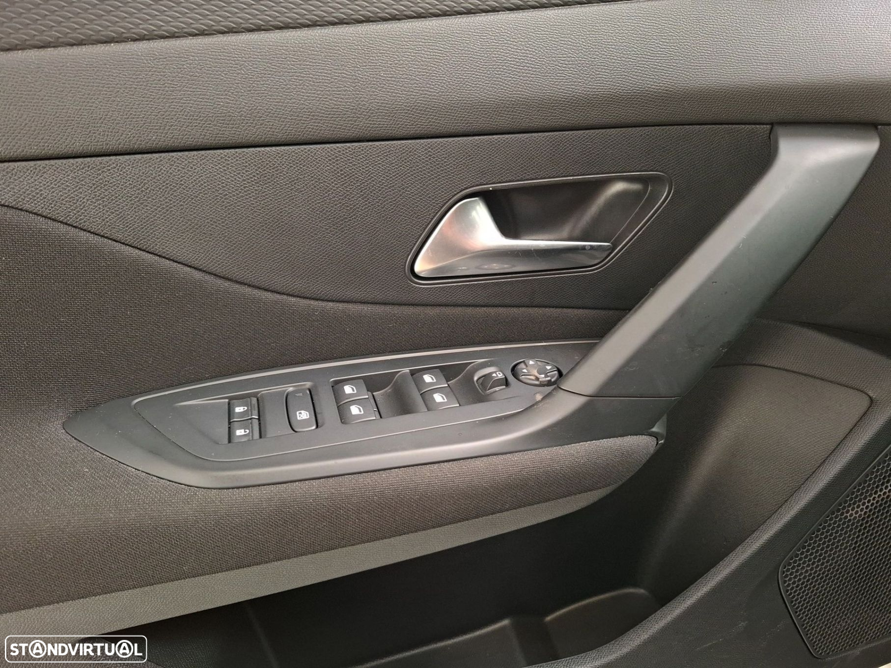 Peugeot 308 1.6 Hybrid Active Pack e-EAT8 - 22