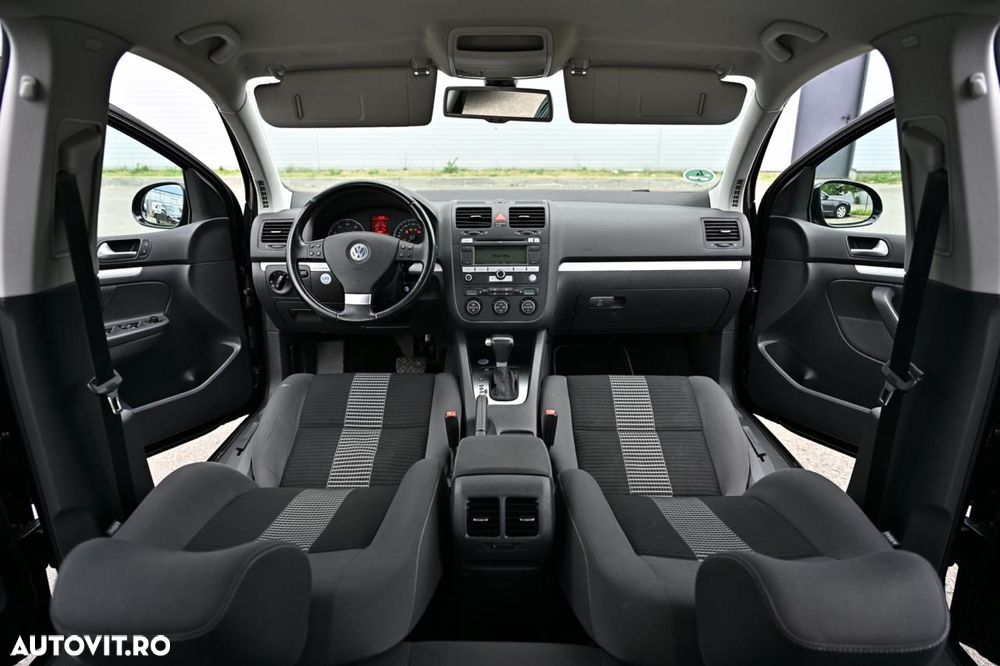 Volkswagen Golf 1.4 TSI DSG United - 9