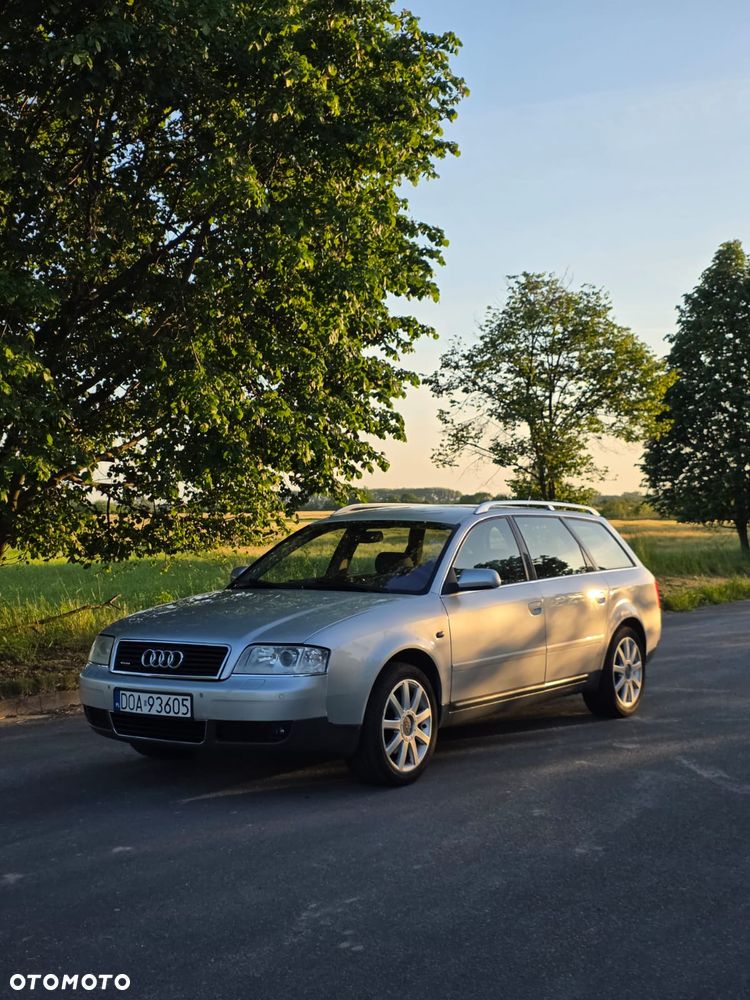 Audi A6 Avant - 1