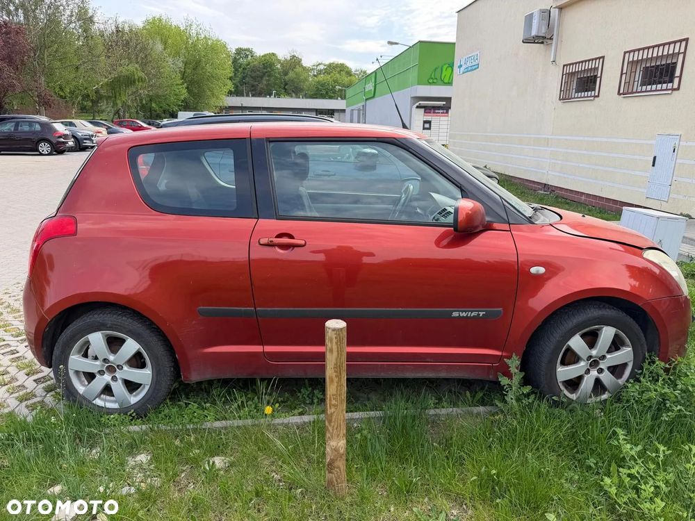Suzuki Swift 1.5 GS - 10