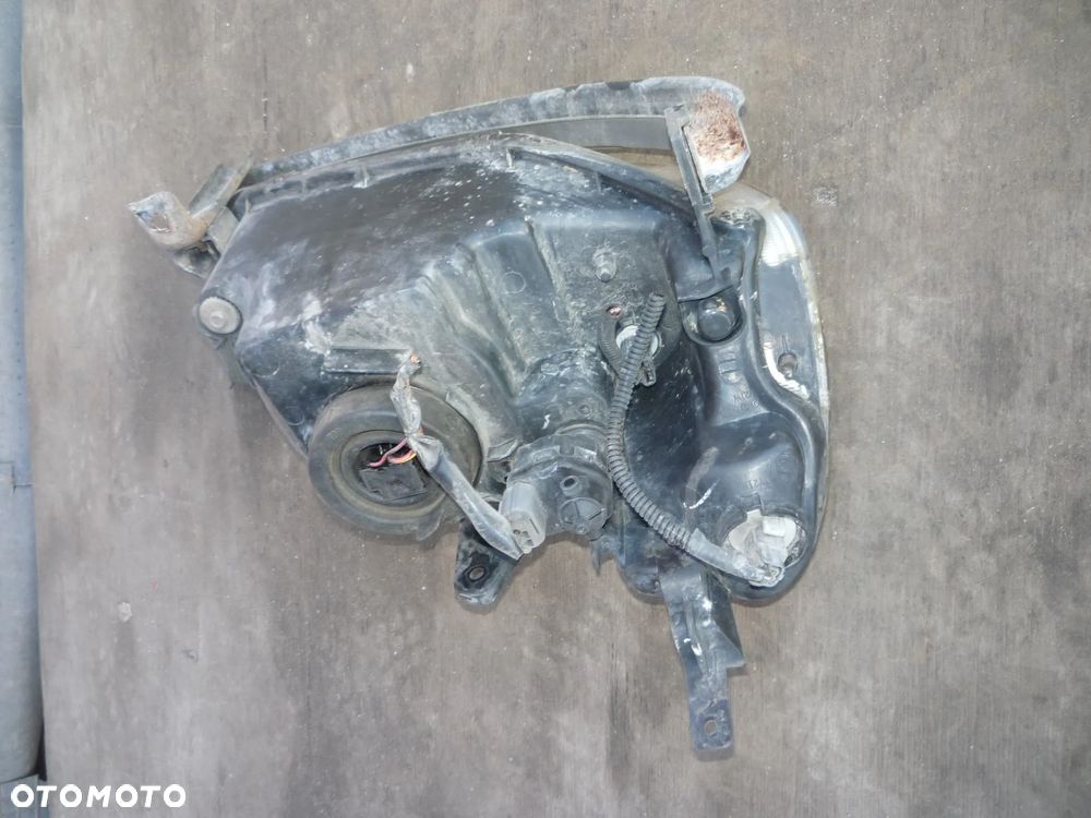 HONDA CIVIC VII SEDAN LAMPA PRZEDNIA LEWA LUB PRAWA - 16