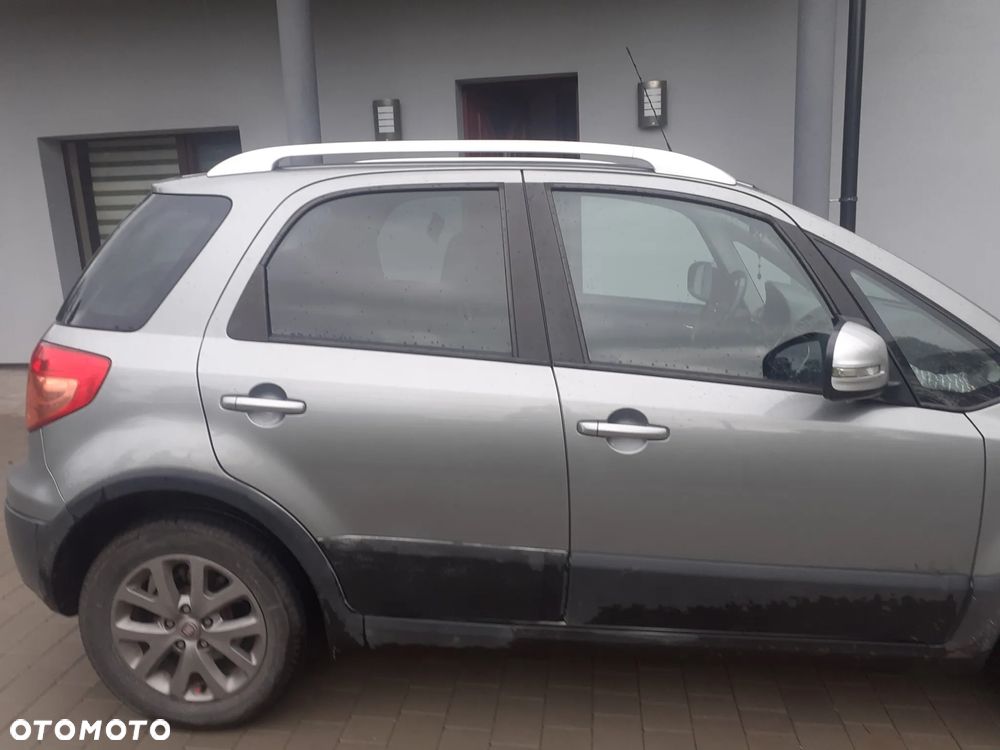 Fiat Sedici 1.6 16V 4x4 Emotion - 3