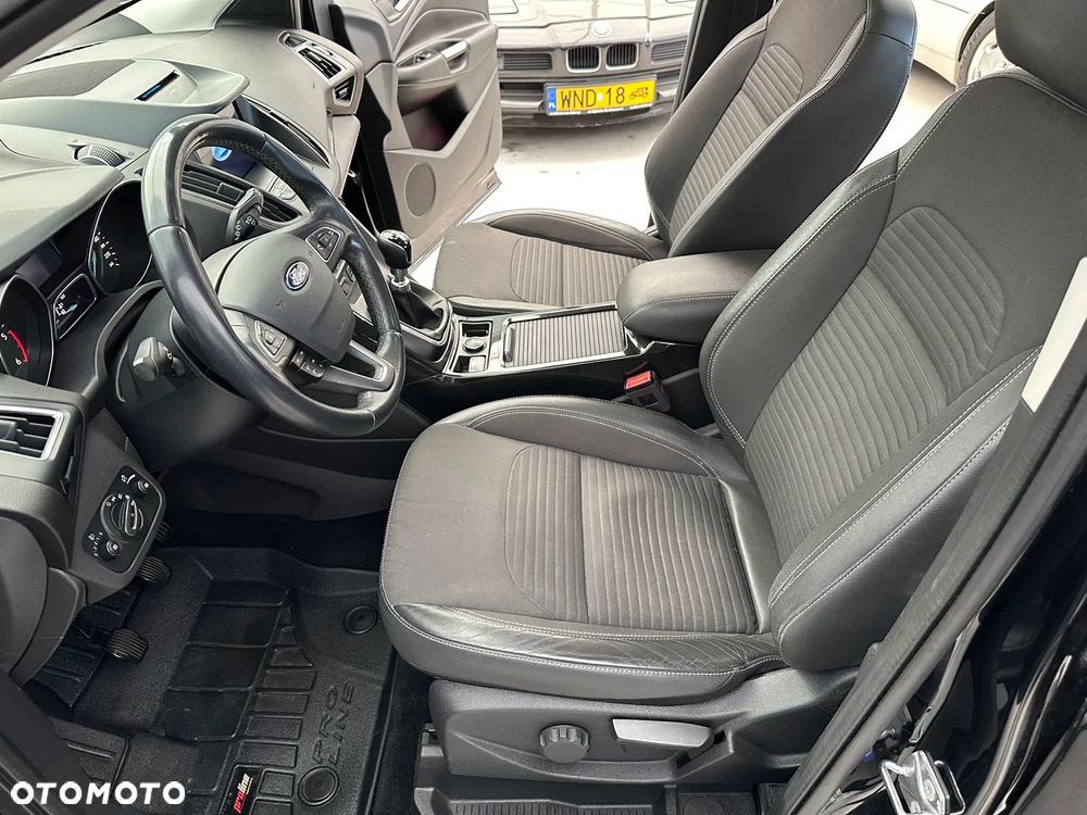 Ford Kuga 1.5 TDCi FWD Edition - 7