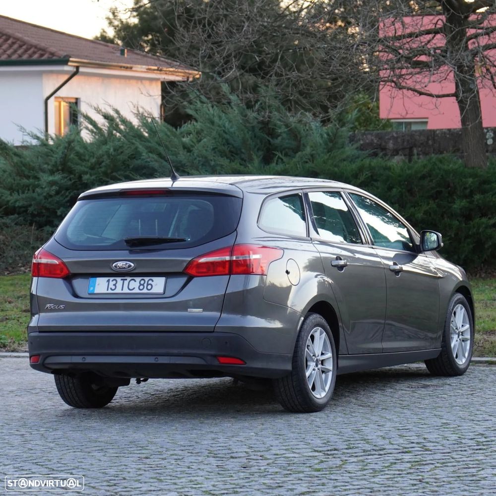 Ford Focus 1.0 EcoBoost Active - 25
