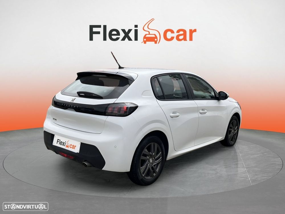 Peugeot 208 - 6