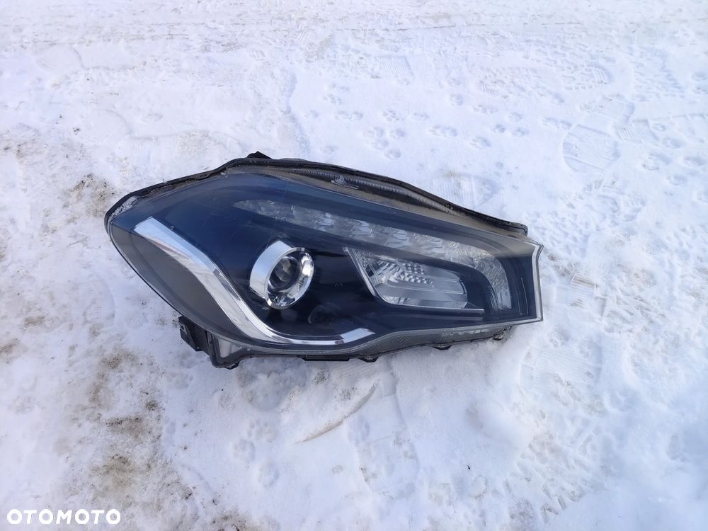 Lampa przód prawy prawa SUZUKI SX4 S-CROSS Lift FULL LED - 1