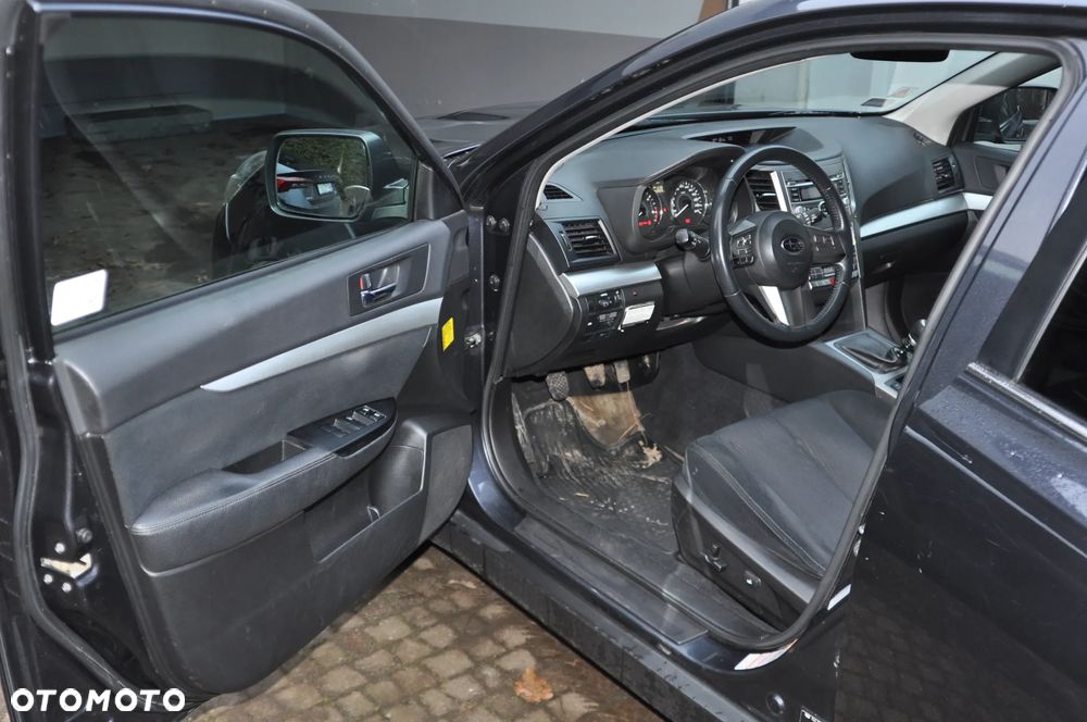 Subaru Legacy 2.0 D Active - 13