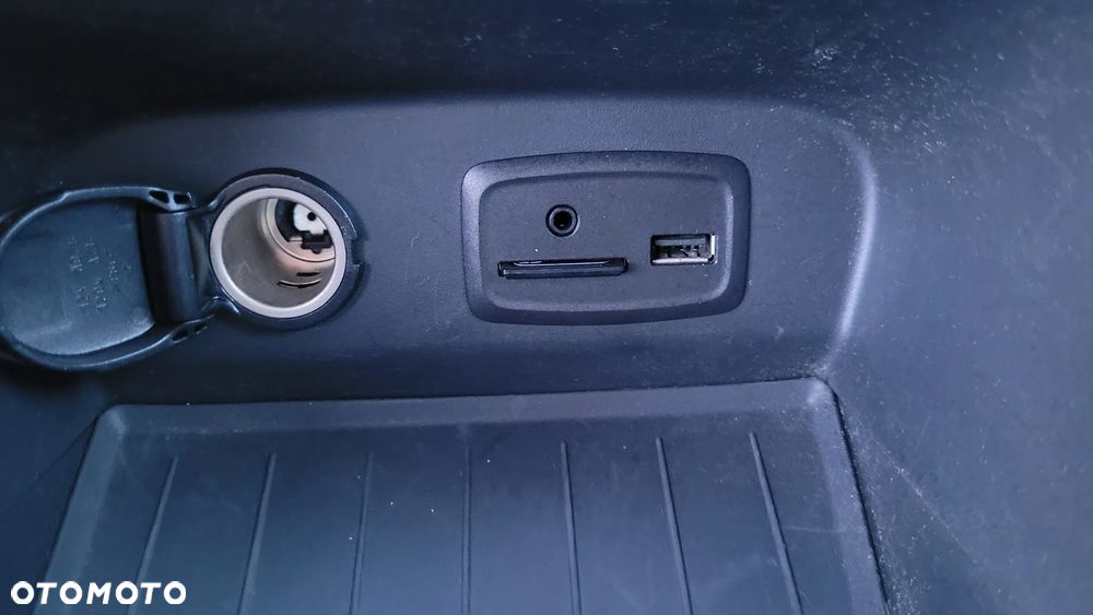 Renault Captur - 26
