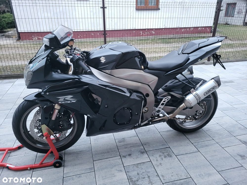 Suzuki GSX 1000 - 6