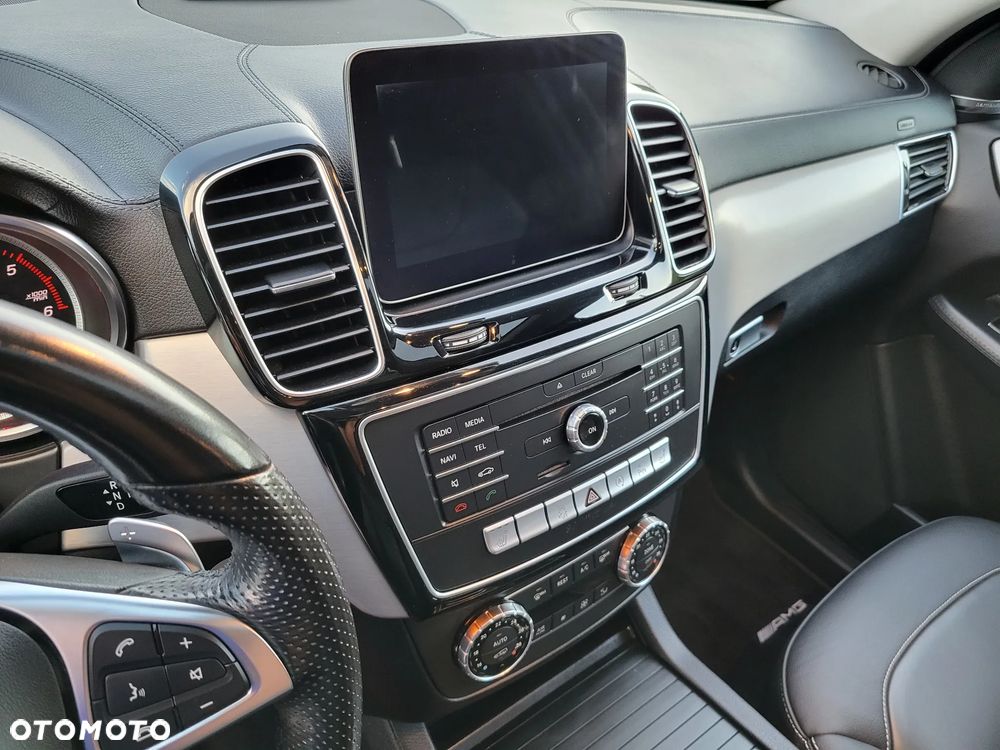 Mercedes-Benz GLE - 15
