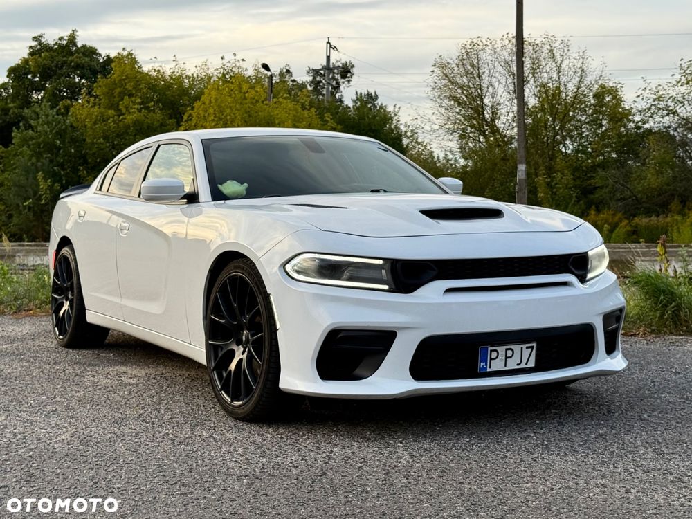 Dodge Charger - 4