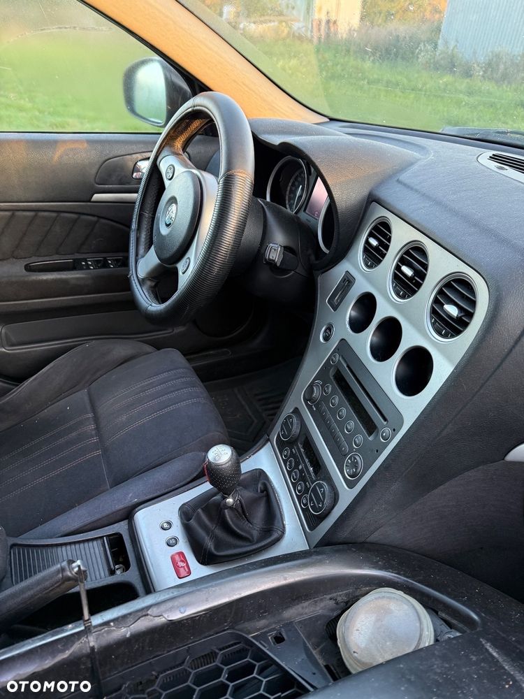 Alfa Romeo 159 1.9JTDM ti - 5